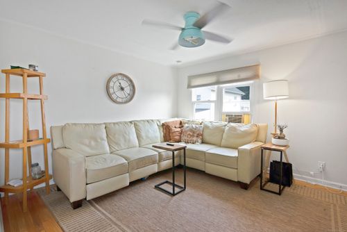51 Indian Neck Ave, Branford, CT, 06405-4659 | Card Image