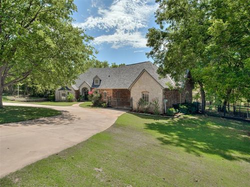 8030 Redhawk Lane, Edmond, OK, 73034 | Card Image