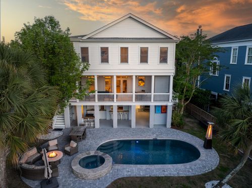 764 Post Oak Dr, Mount Pleasant, SC, 29464-4966 | Card Image