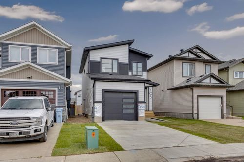 105 Auger Court, Fort Mcmurray, AB, T9J1E5 | Card Image