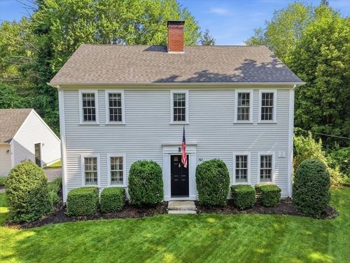 767 Grove St, Norwell, MA, 02061-1201 | Card Image
