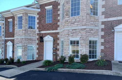 311 S Royal Oaks Blvd, Franklin, TN, 37064-8244 | Card Image