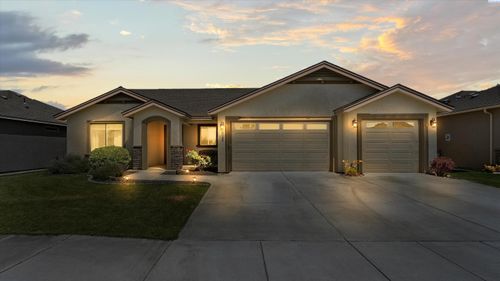 2830 Copperbutte St, Richland, WA, 99354-5021 | Card Image