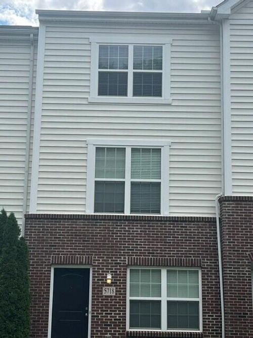5718 Pittsford Dr, Westerville, OH, 43081-7537 | Card Image