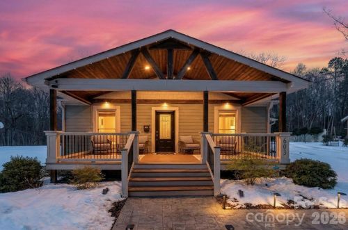 603 W Wilson Ave, Mooresville, NC, 28115-3260 | Card Image