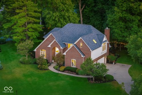 8845 Otter Cove Cir, Indianapolis, IN, 46236-9018 | Card Image