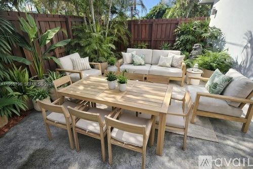 apt-4-2308 Nw 3rd Ave, Wilton Manors, FL, 33311-3836 | Card Image