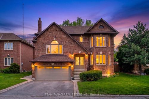 20 Hacienda Court, Brampton, ON, L6Z3J1 | Card Image