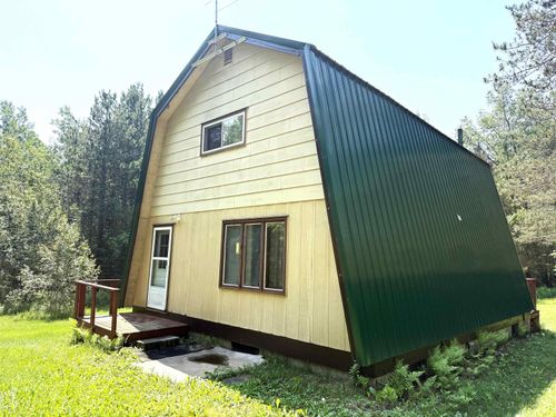 7786 Danielczak Rd, Armstrong Creek, WI, 54103-9714 | Card Image