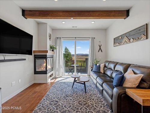44-6169 Park Ln S, Park City, UT, 84098-4202 | Card Image