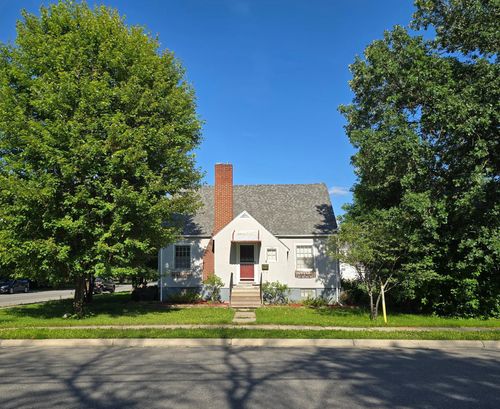 1101 9th Ave, International Falls, MN, 56649-2807 | Card Image