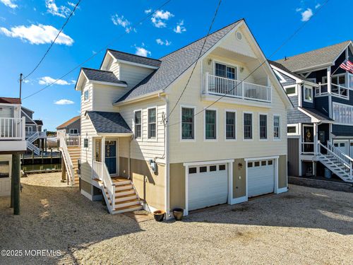 27 Parker Rd, TUCKERTON, NJ, 08087-2420 | Card Image
