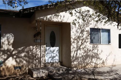 336 Conchas St Ne, Albuquerque, NM, 87123-1107 | Card Image