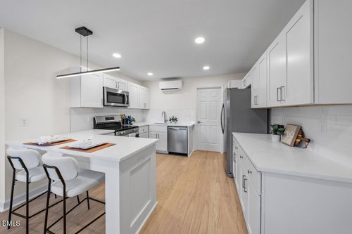 apt-d14-1309 Hudson Ave, Durham, NC, 27705-3374 | Card Image
