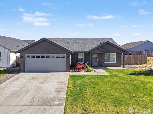 24 Parkside Loop, Ephrata, WA, 98823-9493 | Card Image