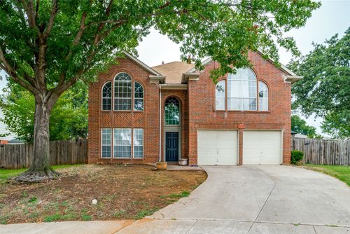749 Cedar Leaf Cir, Lake Dallas, TX, 75065-2226 | Card Image