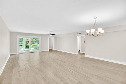 apt-108-2333 Indian River Blvd, Vero Beach, FL, 32960-4260 | Card Image