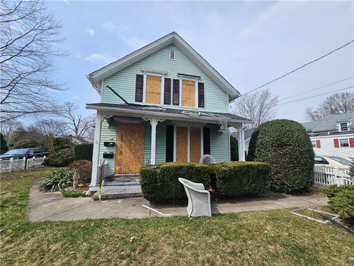 354 Woodruff Ave, South Kingstown, RI, 02879-3535 | Card Image