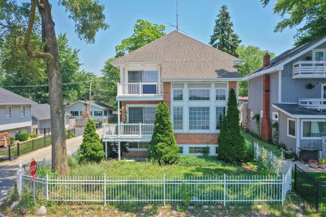 25174 W Lake Shore Dr, House other with 3 bedrooms, 3 bathrooms and 2 parking in Ingleside IL | Image 18