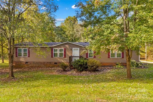 146 Coolwood Dr, Statesville, NC, 28625-9471 | Card Image