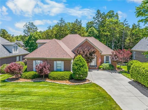 4324 Poplar Creek Ln, High Point, NC, 27265-8502 | Card Image
