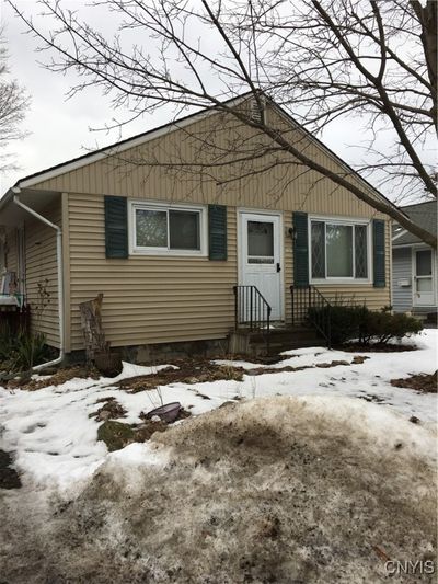 375 Pleasantview Avenue, House other with 3 bedrooms, 1 bathrooms and null parking in Syracuse NY | Image 1