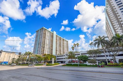 apt-1903s-1201 S Ocean Dr, Hollywood, FL, 33019-5116 | Card Image