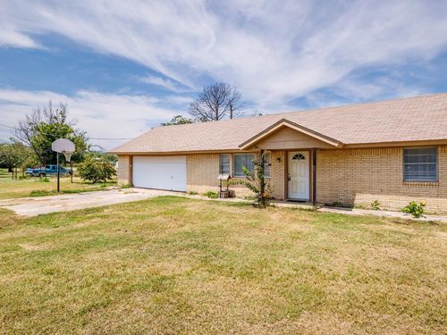 113 E River Oaks Rd, Early, TX, 76802-2603 | Card Image
