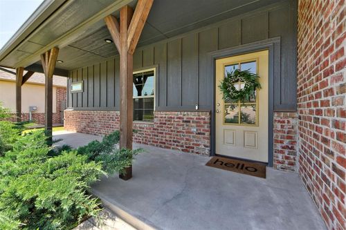 6716 Jay Crest Drive, Edmond, OK, 73034 | Card Image