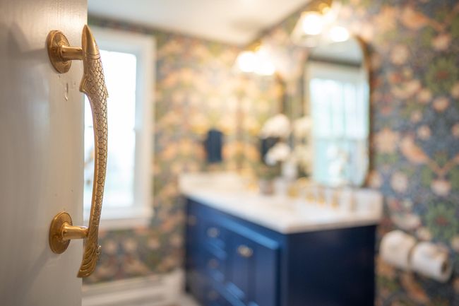 Second Floor Bath | Image 38