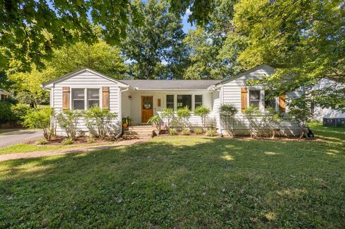 110 Park Cir, Columbia, TN, 38401-2160 | Card Image