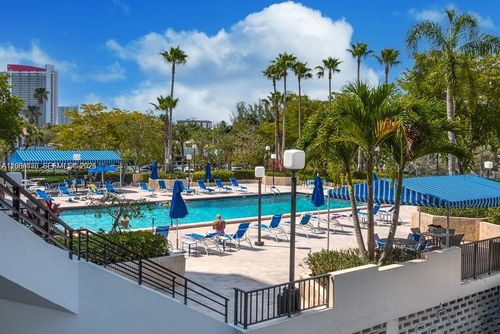 1609-600 Three Islands Blvd, Hallandale Beach, FL, 33009-2851 | Card Image