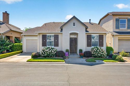 1618 N Dublin Ln, Clovis, CA, 93619-3758 | Card Image