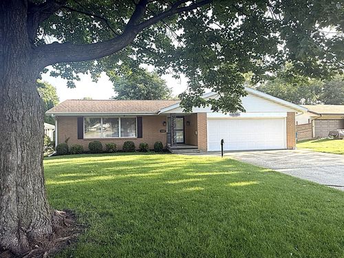 1419 Douglas Ter, Dixon, IL, 61021-1729 | Card Image