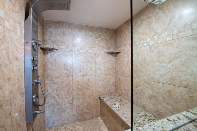 APT-1134 - 122 Lakeshore Dr, Condo with 2 bedrooms, 2 bathrooms and null parking in North Palm Beach FL | Image 32