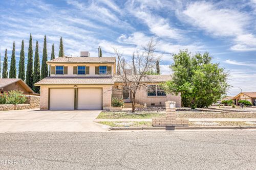 11379 Quintana Dr, El Paso, TX, 79936-2318 | Card Image
