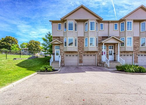9-975 Strasburg Rd, Kitchener, ON, N2E0A8 | Card Image