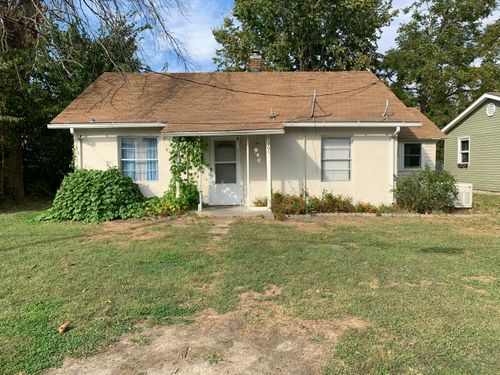 304 E 6th St, SALISBURY, MO, 65281-1322 | Card Image