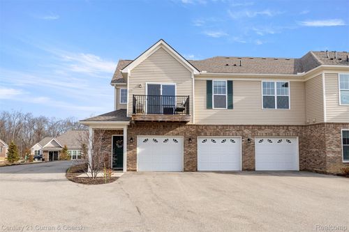 70-9781 Ridge Run Street, Hartland Township, MI, 48855 | Card Image