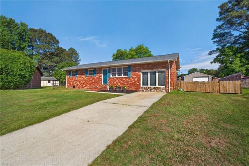 1436 Aspen Ct, Suffolk, VA, 23434-6402 | Card Image