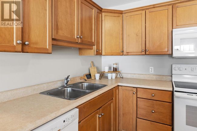 306 - 49 Burns Ave, Condo with 2 bedrooms, 1 bathrooms and null parking in Charlottetown PE | Image 18