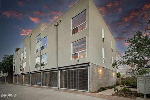 17-727 E Portland St, Phoenix, AZ, 85006-3177 | Card Image