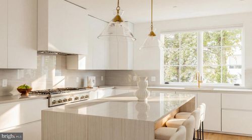 6970 West Ave, CHEVY CHASE, MD, 20815-6004 | Card Image