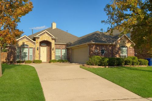 4502 Warbler Ln, Garland, TX, 75043-2688 | Card Image