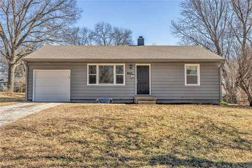 8803 Richards Dr, Raytown, MO, 64133-6446 | Card Image