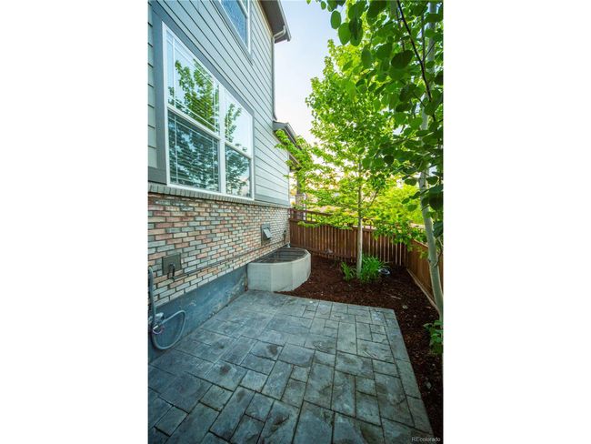 359 Courtfield Way, Townhouse with 3 bedrooms, 3 bathrooms and null parking in Castle Pines CO | Image 32