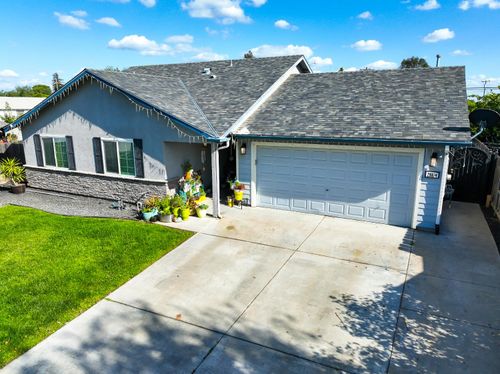 28874 Posey Avenue, Madera, CA, 93638 | Card Image