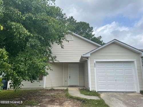 3031 Foxhorn Rd, Jacksonville, NC, 28546-6927 | Card Image