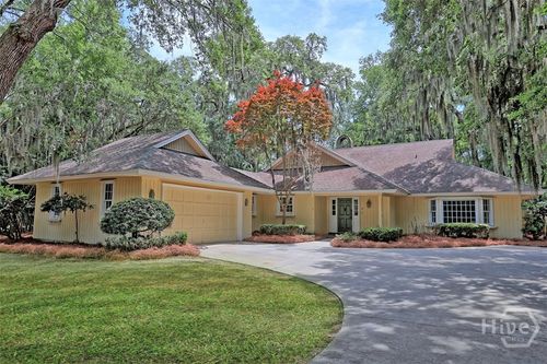 9 Magnolia Xing, Savannah, GA, 31411-1417 | Card Image