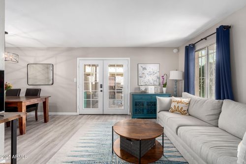 7915 E Keim Dr, Scottsdale, AZ, 85250-4792 | Card Image